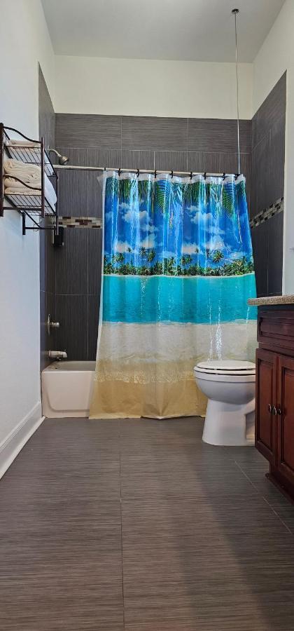 Private Beach -- Away From The Crowds - Ocean Views -Short Drive To Moody Gardens, Schlitter Bahn, Pleasure Pier Galveston Extérieur photo