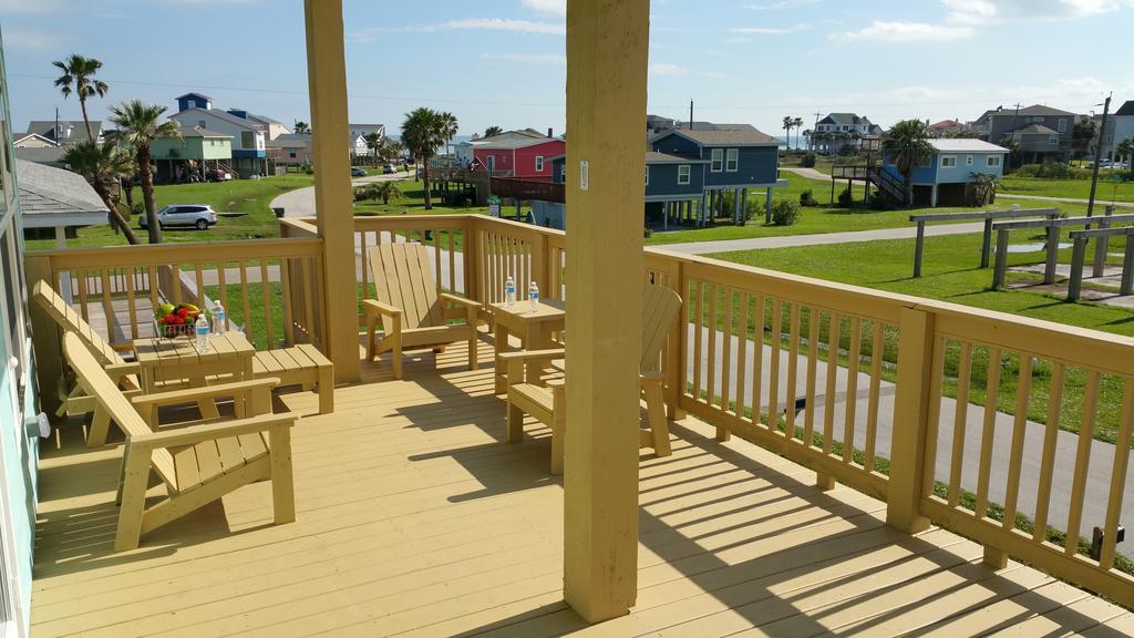 Private Beach -- Away From The Crowds - Ocean Views -Short Drive To Moody Gardens, Schlitter Bahn, Pleasure Pier Galveston Extérieur photo